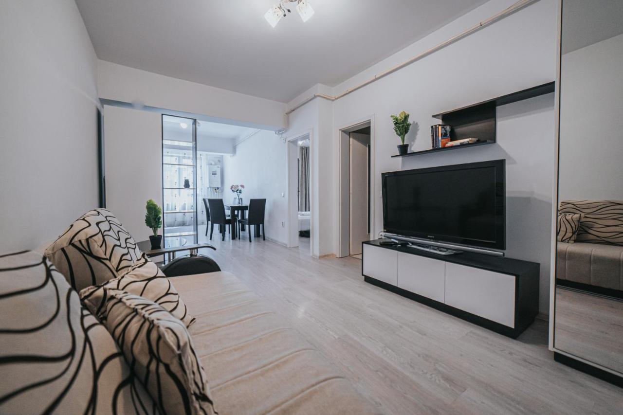 Cozy Accommodation Central City - Iasi Buitenkant foto