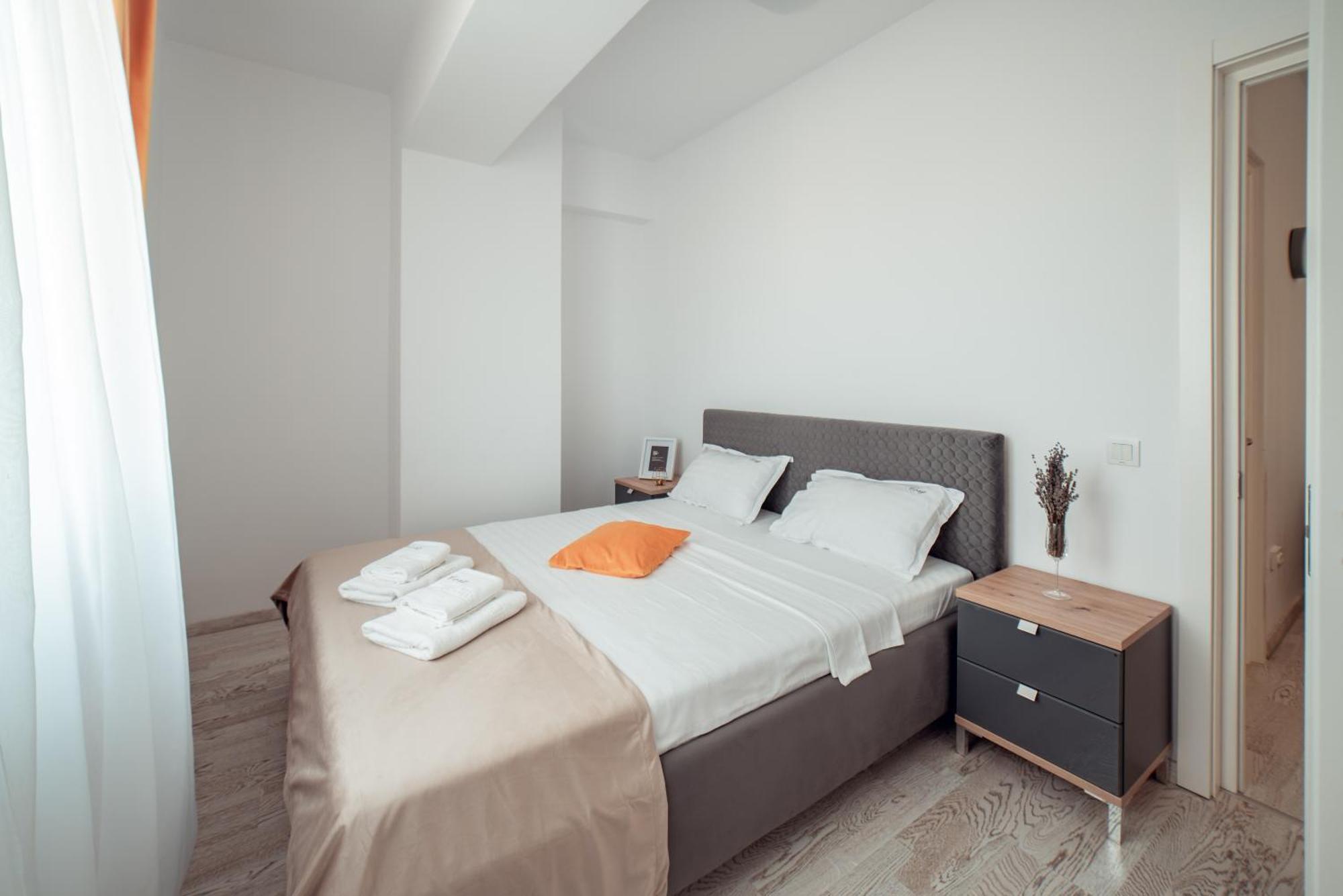 Cozy Accommodation Central City - Iasi Buitenkant foto